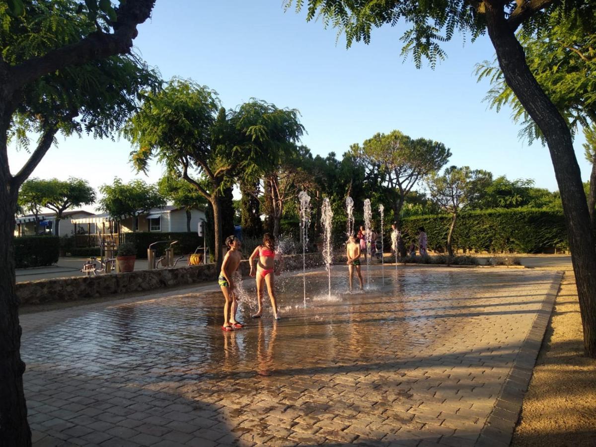 Camping Del Mar Мальграт-де-Мар Экстерьер фото